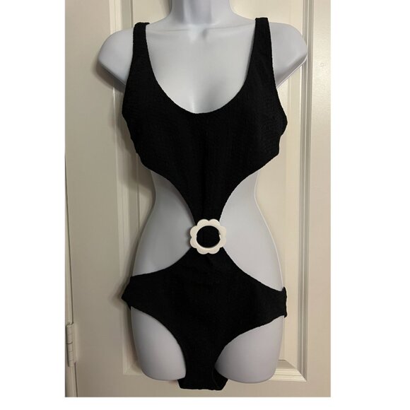 Lisa Marie Fernandez Women's Scallop Buckle Cut Out Maillot - Picture 2 of 5